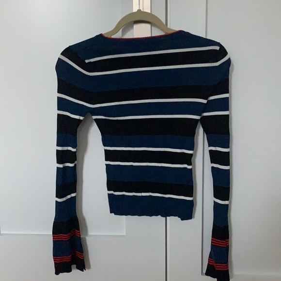 Zara stripped sweater with flared sleeves - Picture 3 of 3